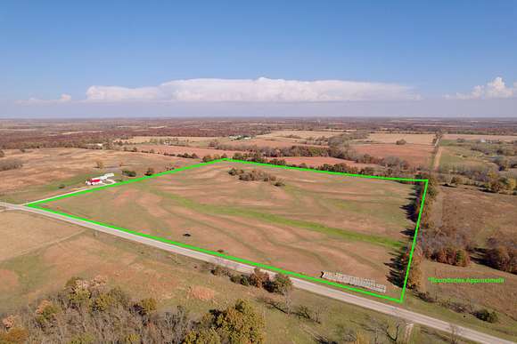 40 Acres of Agricultural Land for Auction in Pattonsburg, Missouri