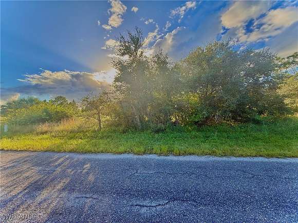 0.5 Acres of Residential Land for Sale in Lehigh Acres, Florida