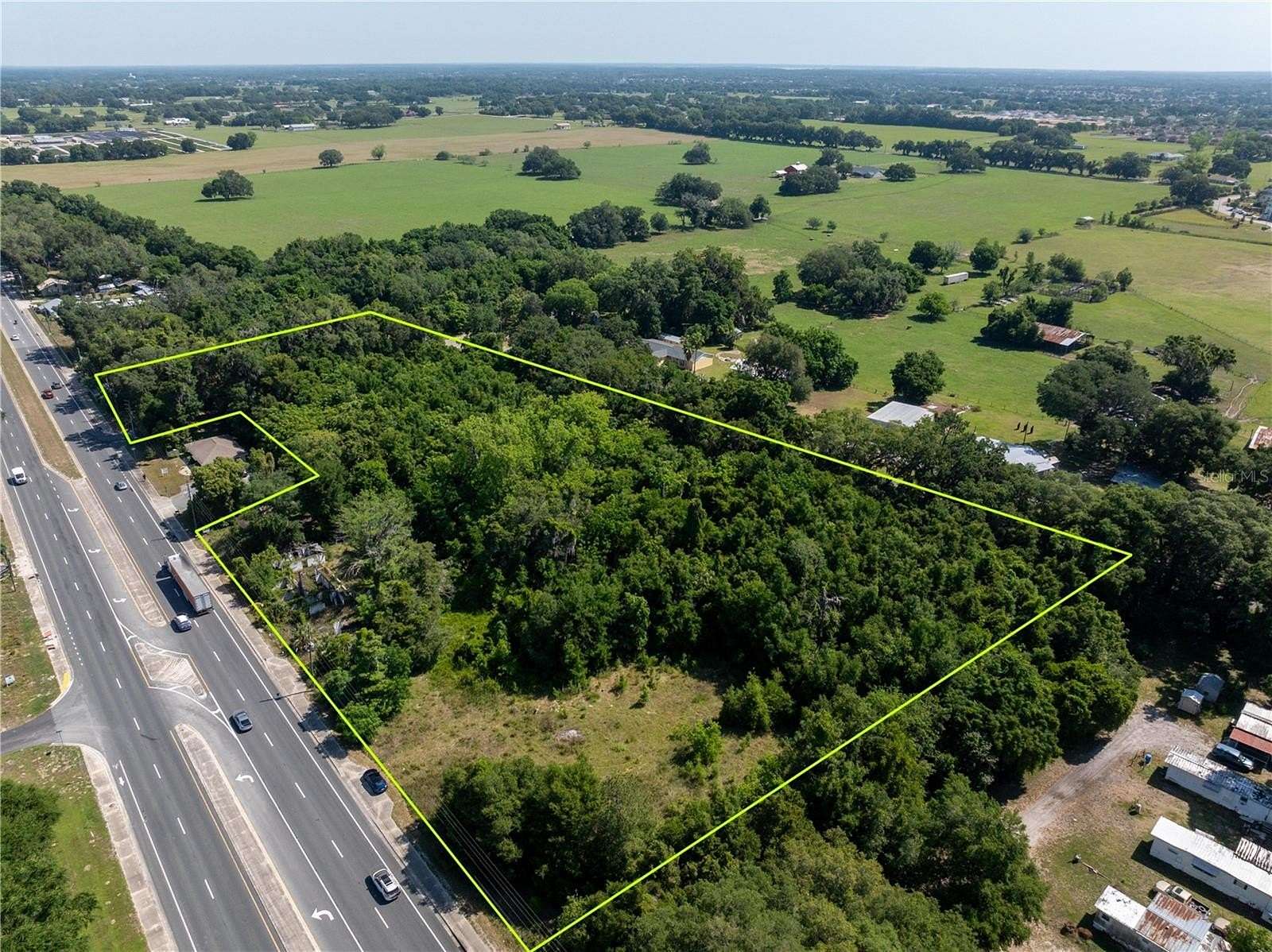 5 Acres of Improved Mixed-Use Land for Sale in Oxford, Florida