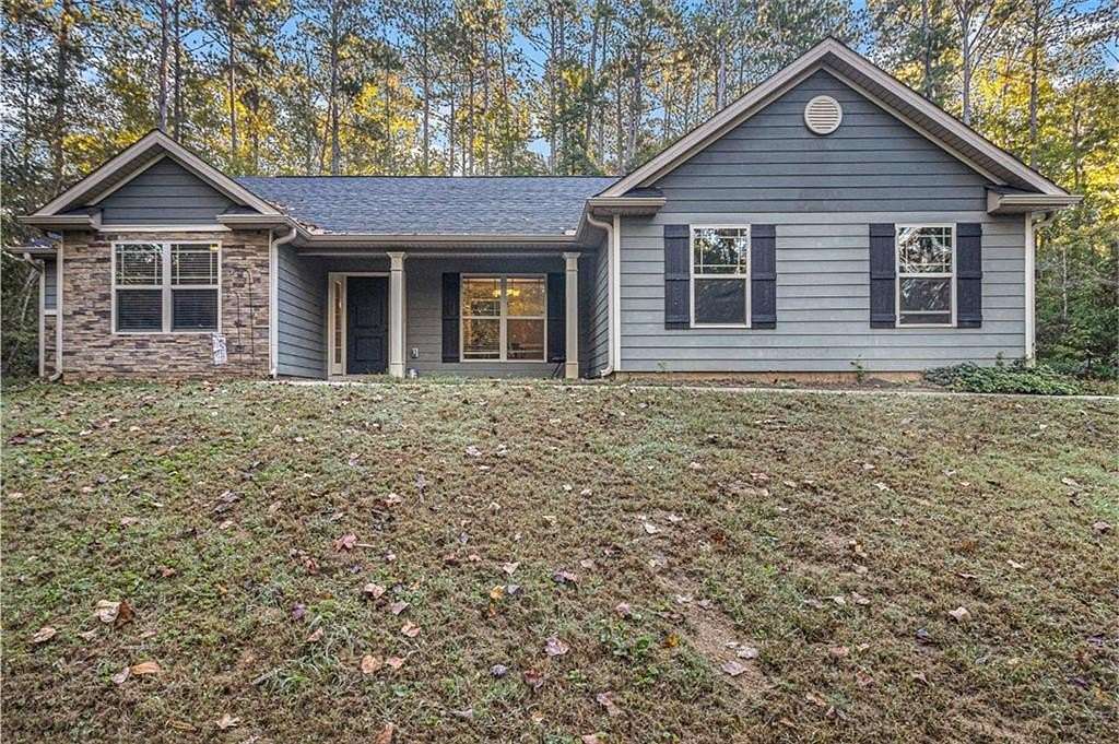 3.6 Acres of Residential Land with Home for Sale in Newnan, Georgia