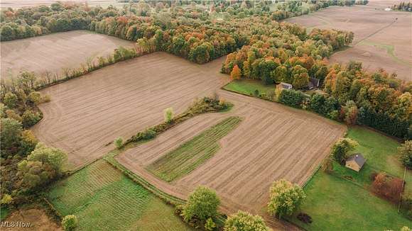 16 Acres of Land for Sale in Paris, Ohio