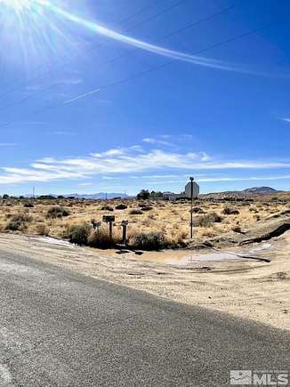 4.48 Acres of Land for Sale in Silver Springs, Nevada