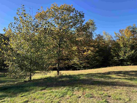 4.6 Acres of Residential Land for Sale in Norwich, Vermont