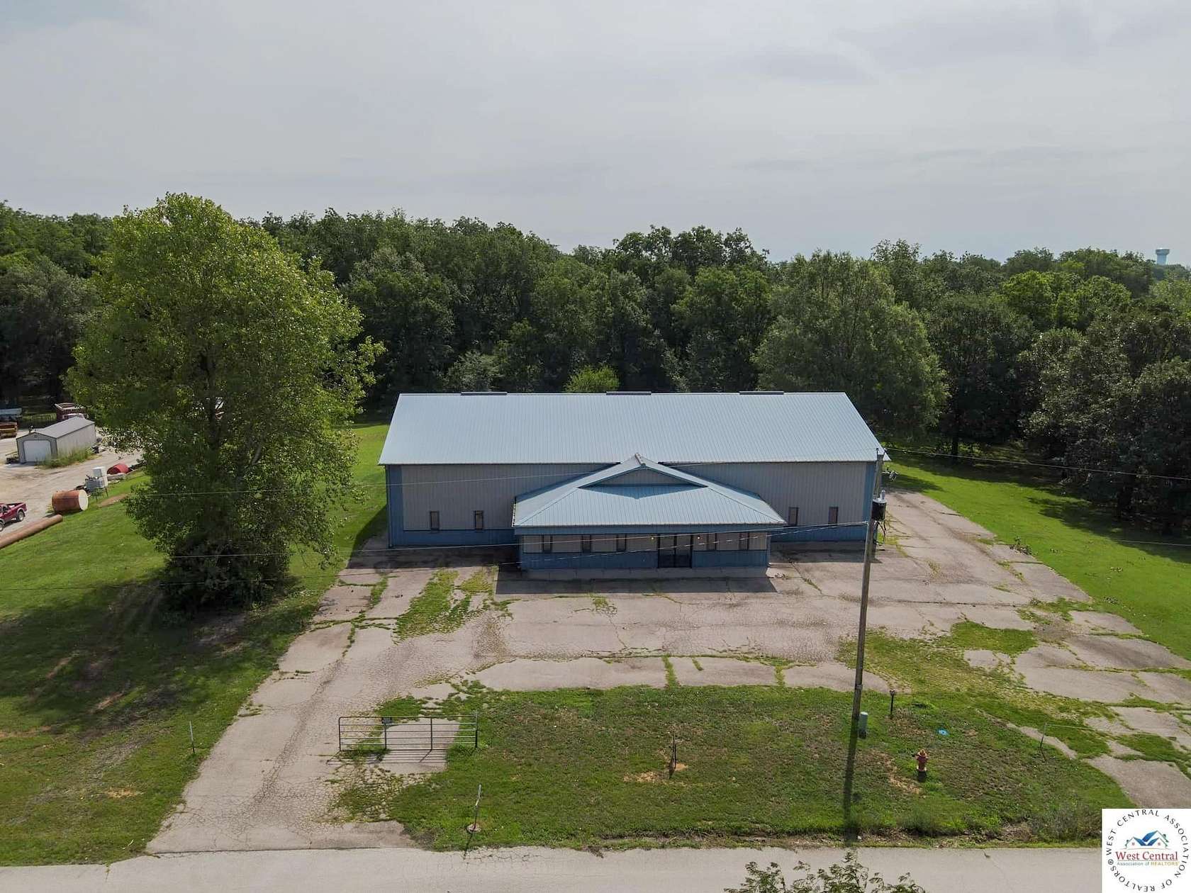 2.5 Acres of Improved Mixed-Use Land for Sale in Clinton, Missouri