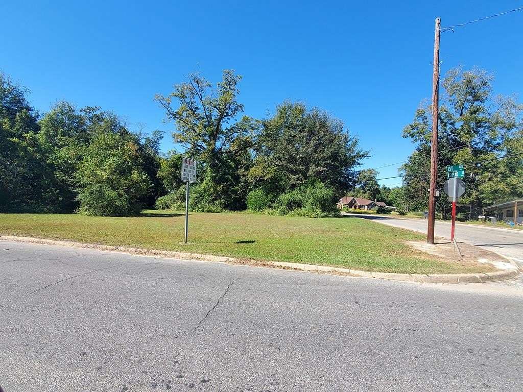 0.67 Acres of Residential Land for Sale in Ashford, Alabama