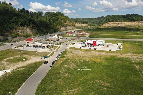 44 Acres of Mixed-Use Land for Sale in Hazard, Kentucky