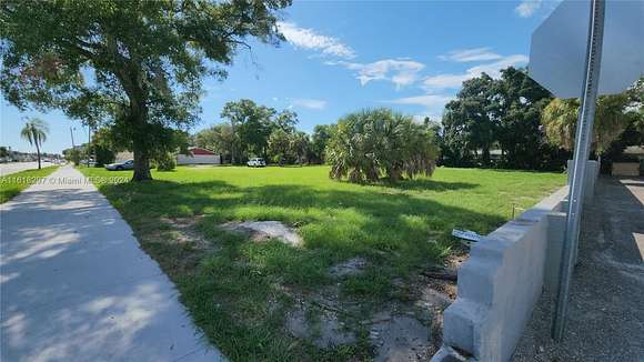 0.61 Acres of Residential Land for Sale in St. Petersburg, Florida