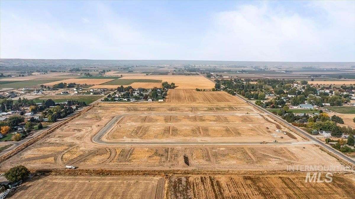 1 Acre of Residential Land for Sale in Emmett, Idaho