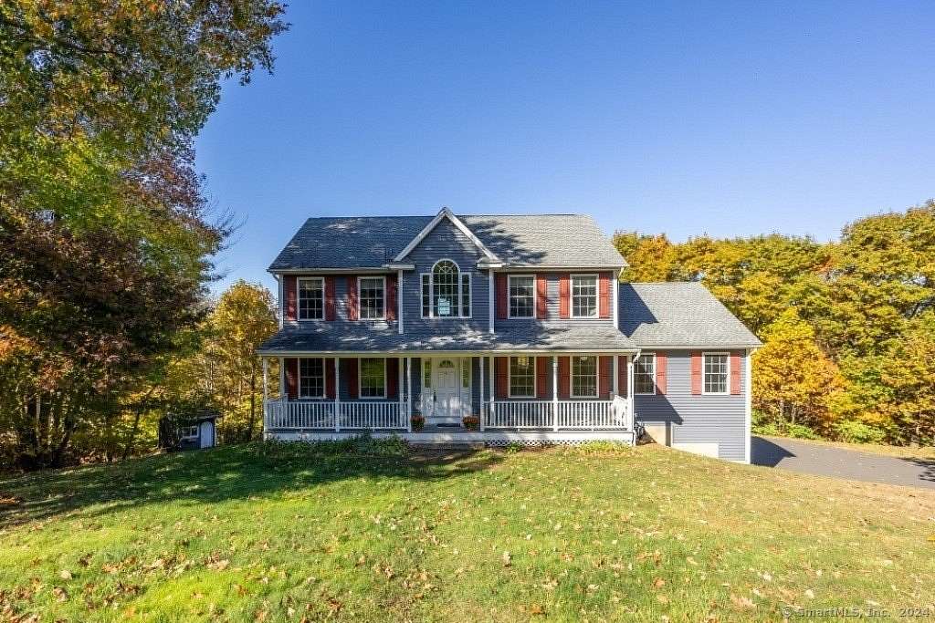 2.143 Acres of Residential Land with Home for Sale in Wolcott, Connecticut