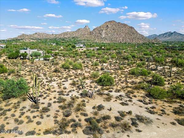 5 Acres of Residential Land with Home for Sale in Scottsdale, Arizona