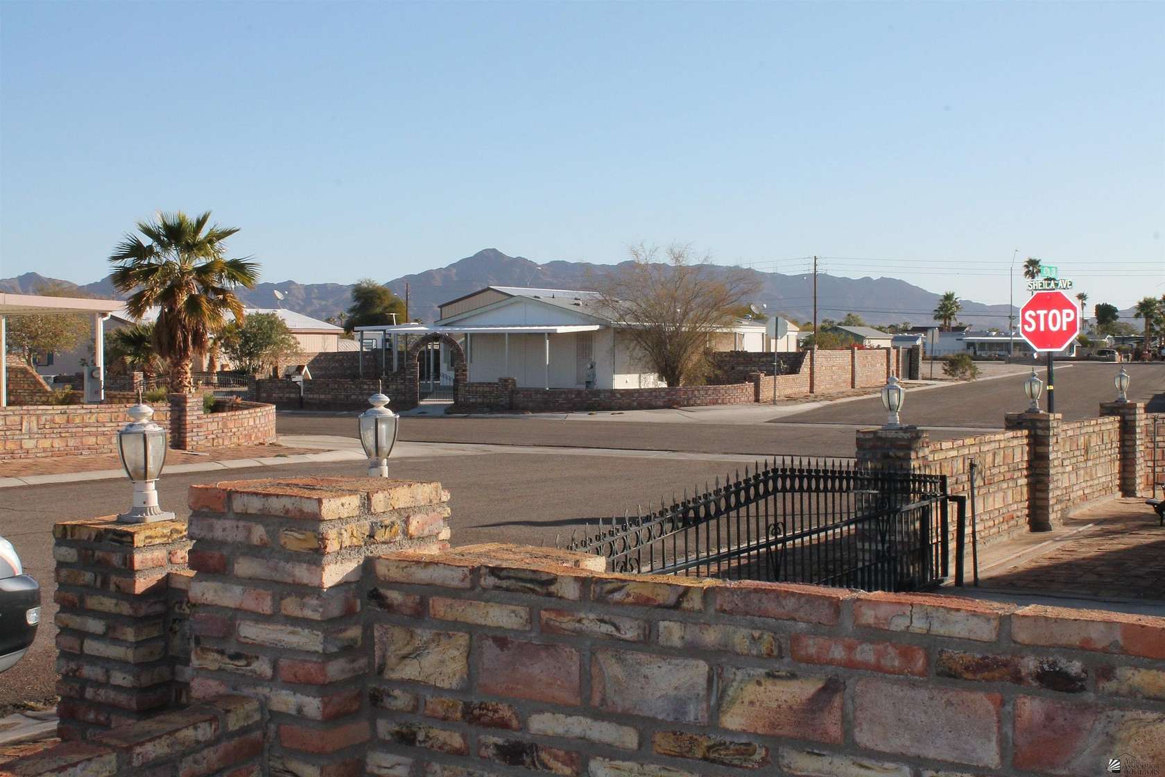 Improved Residential Land for Sale in Yuma, Arizona