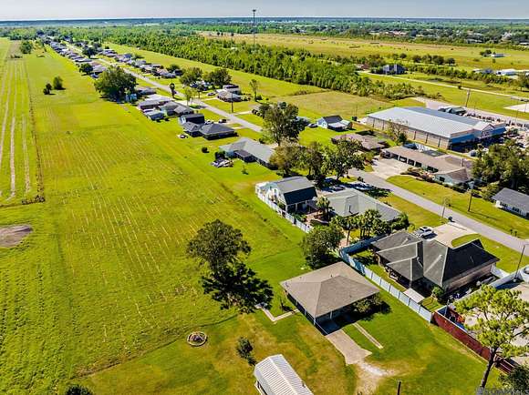 34 Acres of Land for Sale in Raceland, Louisiana