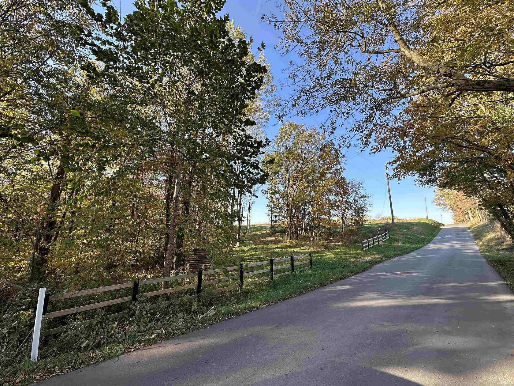 5.37 Acres of Residential Land for Sale in Bloomfield, Indiana