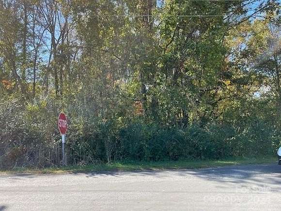 0.5 Acres of Land for Sale in Marion, North Carolina