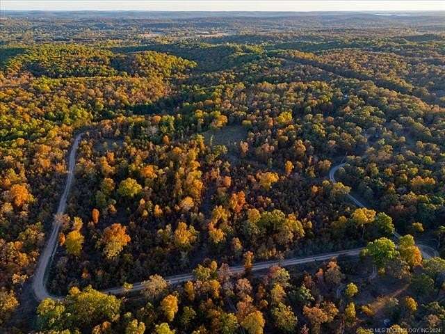 4 Acres of Residential Land for Sale in Hulbert, Oklahoma