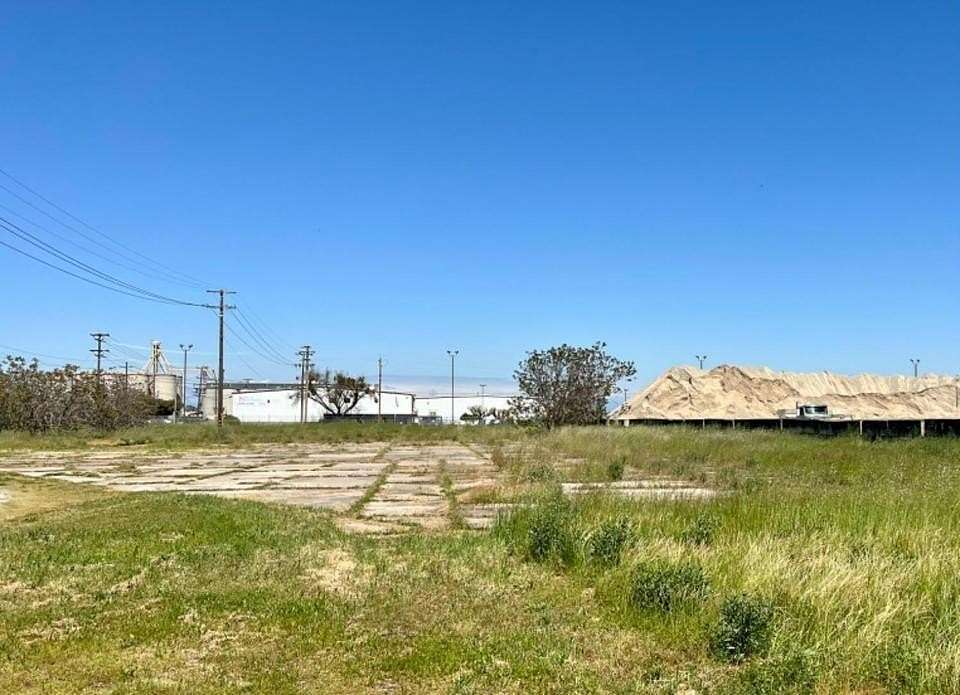 2.8 Acres of Improved Mixed-Use Land for Sale in Chowchilla, California