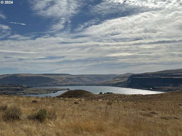 3.99 Acres of Land for Sale in Wishram, Washington