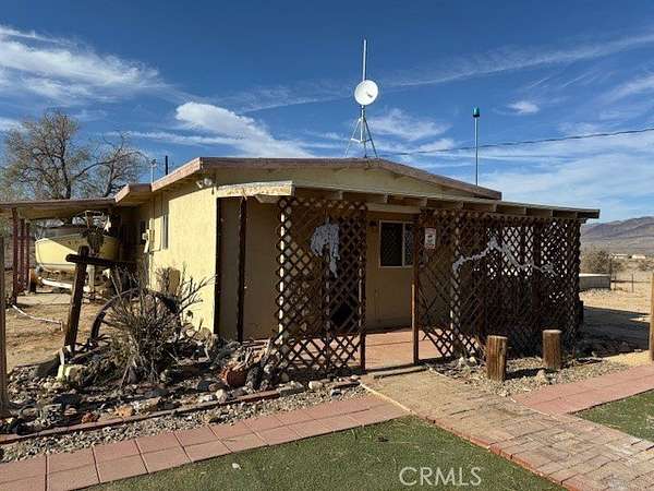 17.5 Acres of Land with Home for Sale in Twentynine Palms, California