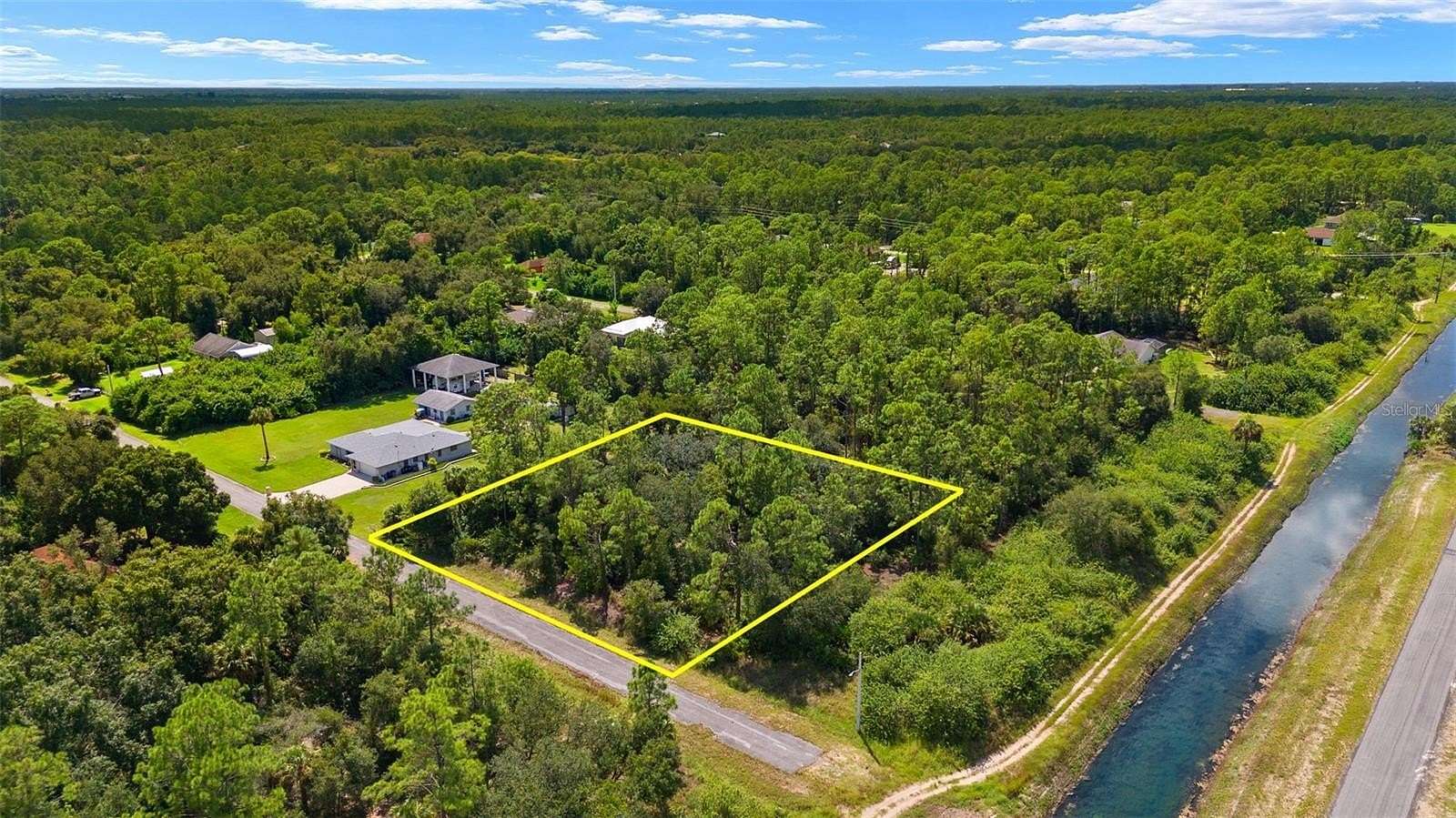 1 Acre of Residential Land for Sale in Lehigh Acres, Florida