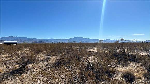 3.13 Acres of Land for Sale in Golden Valley, Arizona