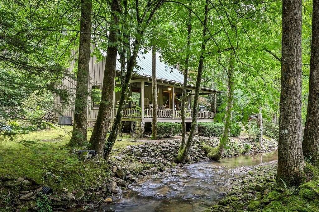 2 Acres of Residential Land with Home for Sale in Ellijay, Georgia