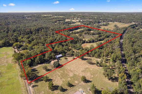 34 Acres of Recreational Land with Home for Sale in Pittsburg, Texas