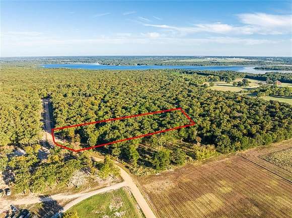 5.6 Acres of Residential Land for Sale in Paris, Texas