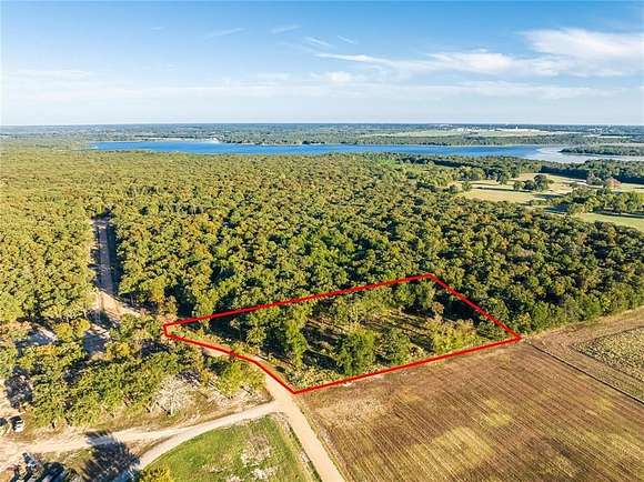 4.4 Acres of Residential Land for Sale in Paris, Texas