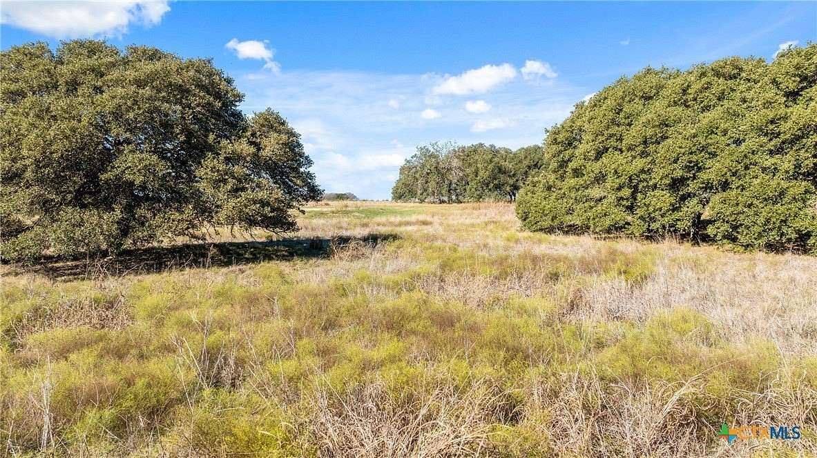 5 Acres of Residential Land for Sale in Oglesby, Texas