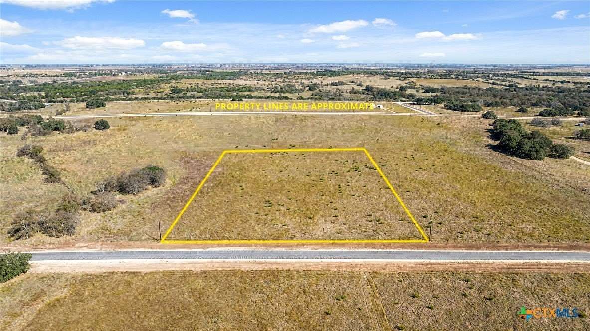 5.688 Acres of Residential Land for Sale in Oglesby, Texas