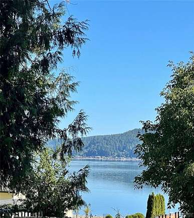 Residential Land for Sale in Hoodsport, Washington