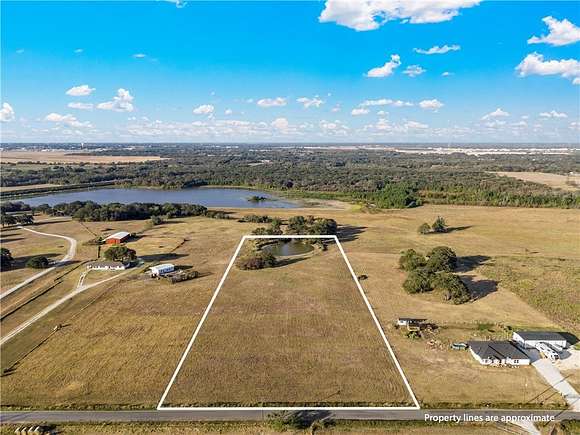 6.328 Acres of Residential Land for Sale in Elm Mott, Texas