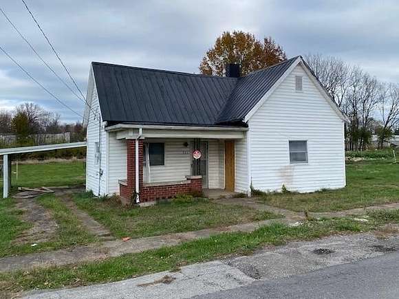 0.3 Acres of Mixed-Use Land for Sale in Harrodsburg, Kentucky