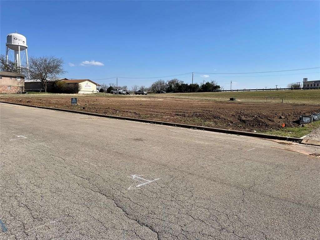 0.216 Acres of Mixed-Use Land for Sale in Granbury, Texas