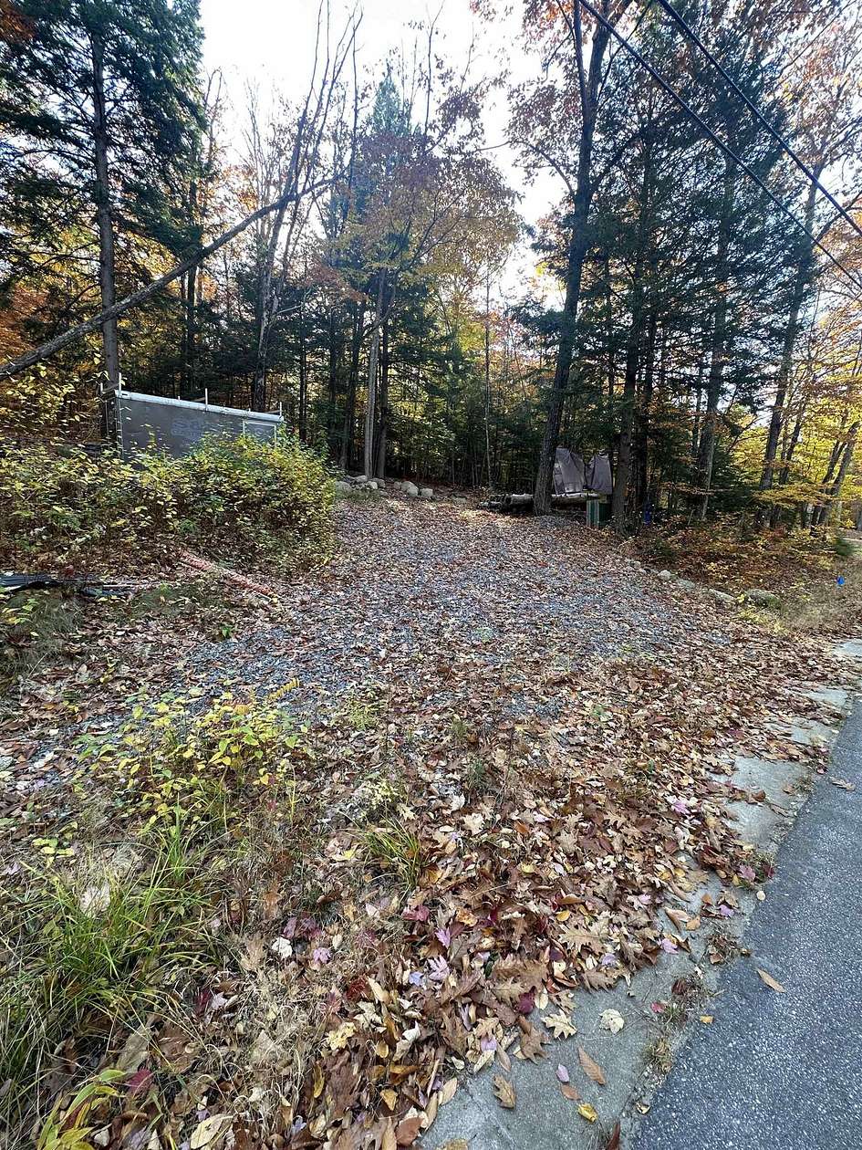 5 Acres of Land for Sale in Bennington, New Hampshire