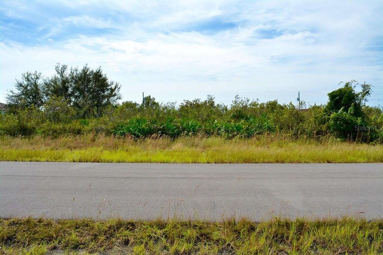 0.25 Acres of Residential Land for Sale in Lehigh Acres, Florida