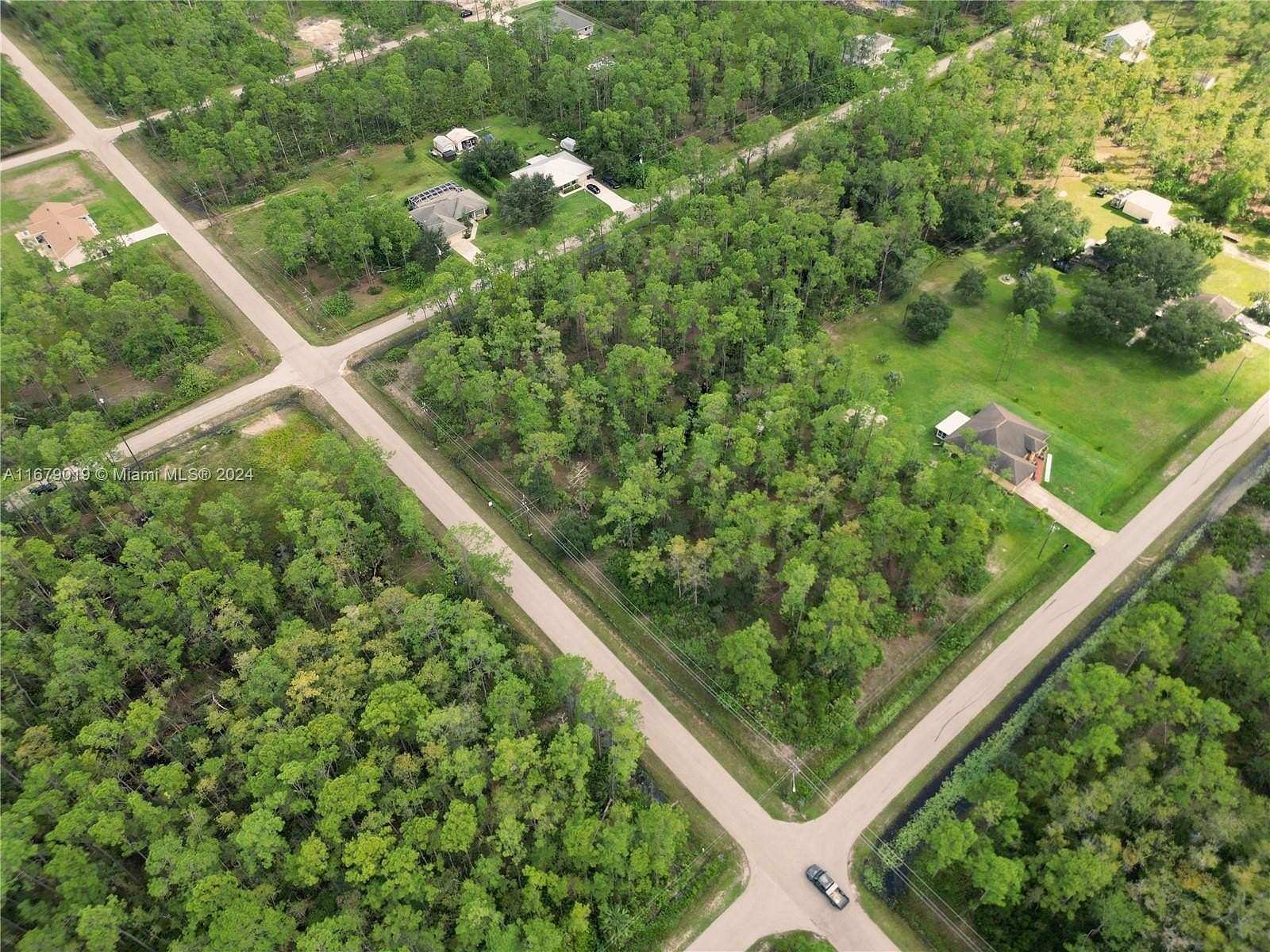 0.25 Acres of Residential Land for Sale in Lehigh Acres, Florida