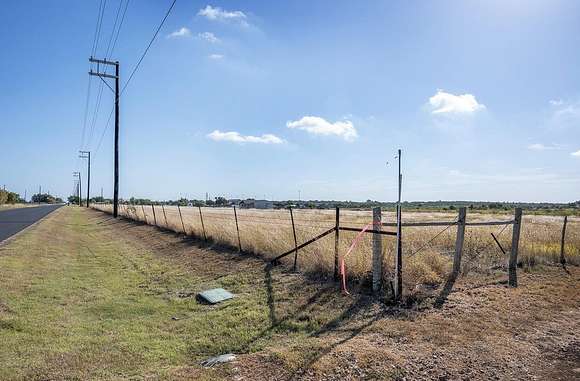 8.424 Acres of Land for Sale in Jarrell, Texas