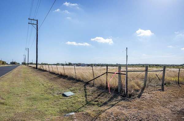 8.42 Acres of Mixed-Use Land for Sale in Jarrell, Texas