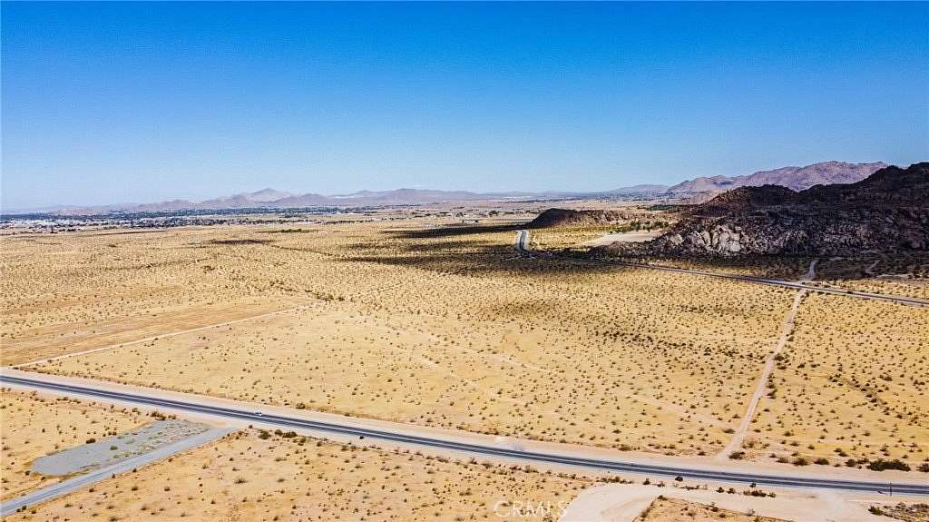 13.77 Acres of Land for Sale in Apple Valley, California