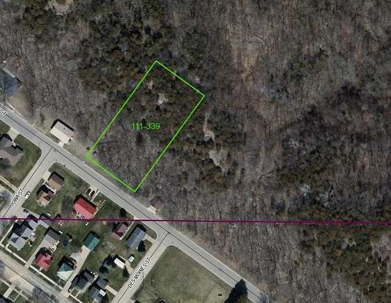 1.03 Acres of Residential Land for Sale in Cassville, Wisconsin