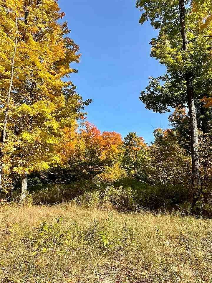 1.34 Acres of Residential Land for Sale in Boyne City, Michigan