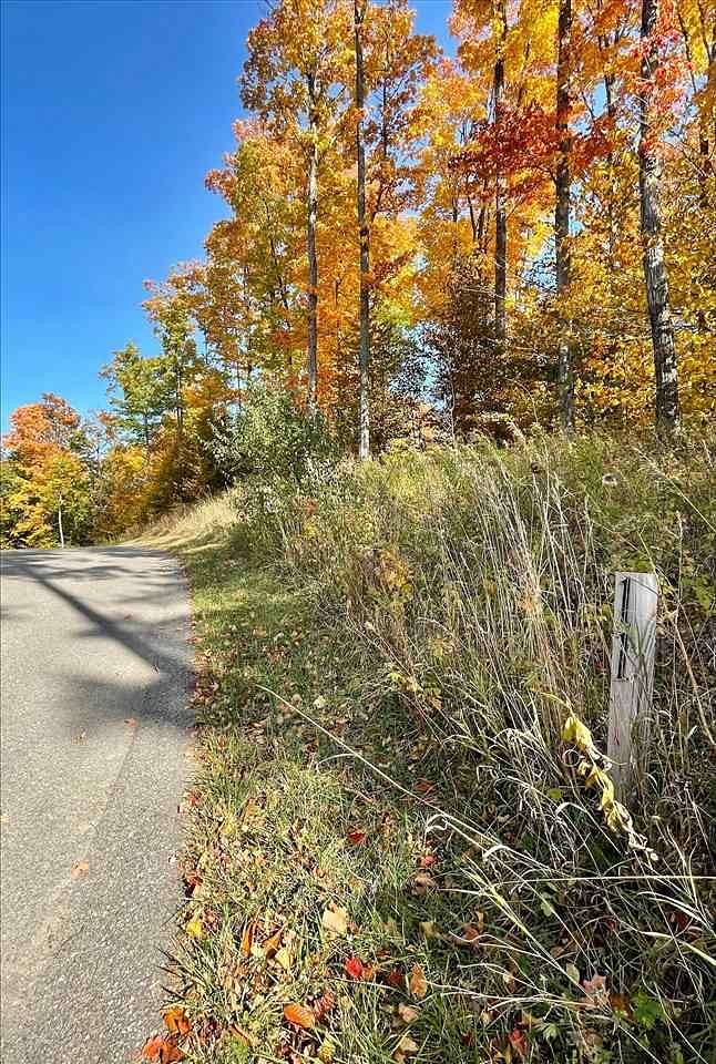 1.5 Acres of Residential Land for Sale in Boyne City, Michigan