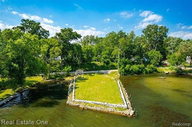 0.16 Acres of Residential Land for Sale in Highland Township, Michigan