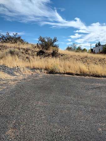 0.13 Acres of Residential Land for Sale in Klamath Falls, Oregon
