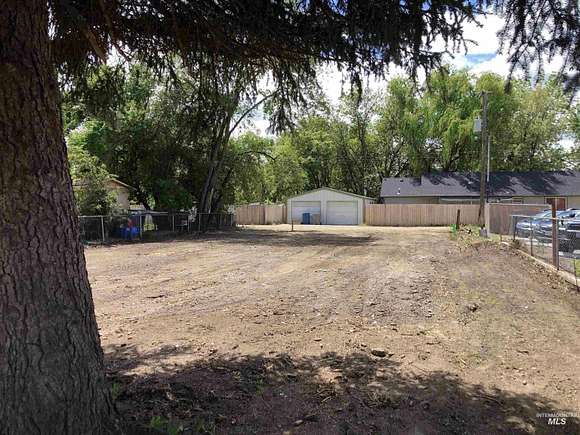 0.16 Acres of Commercial Land for Sale in Middleton, Idaho