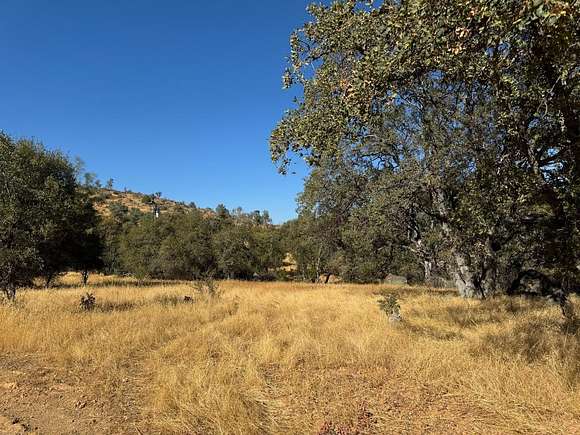 10.28 Acres of Land for Sale in Mariposa, California