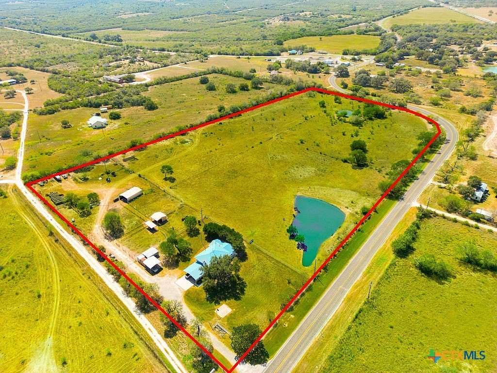 17 Acres of Land with Home for Sale in Beeville, Texas