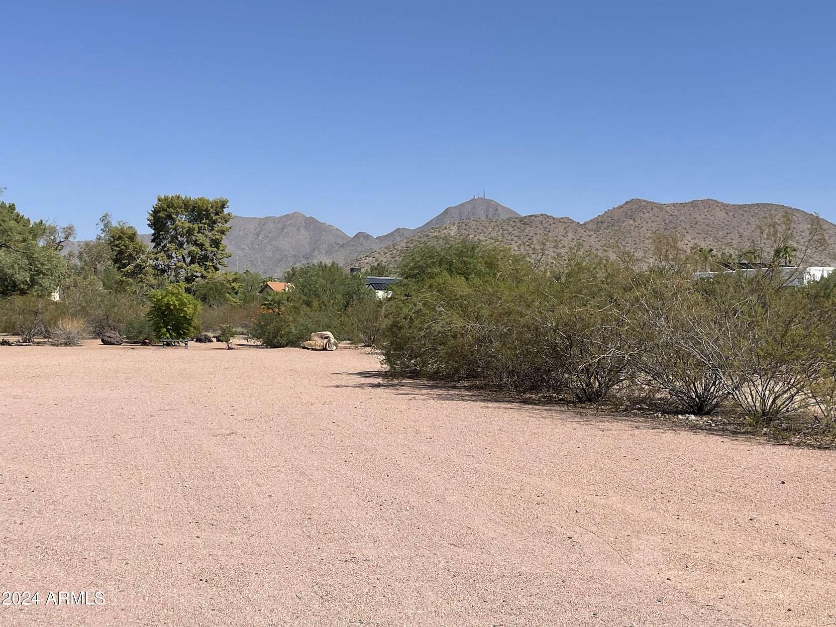 2.17 Acres of Residential Land with Home for Sale in Scottsdale, Arizona