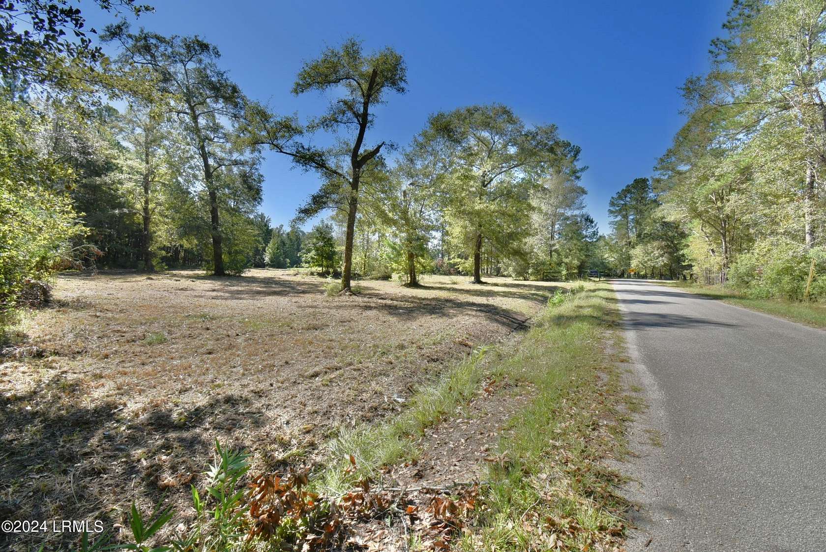 1.97 Acres of Residential Land for Sale in Varnville, South Carolina